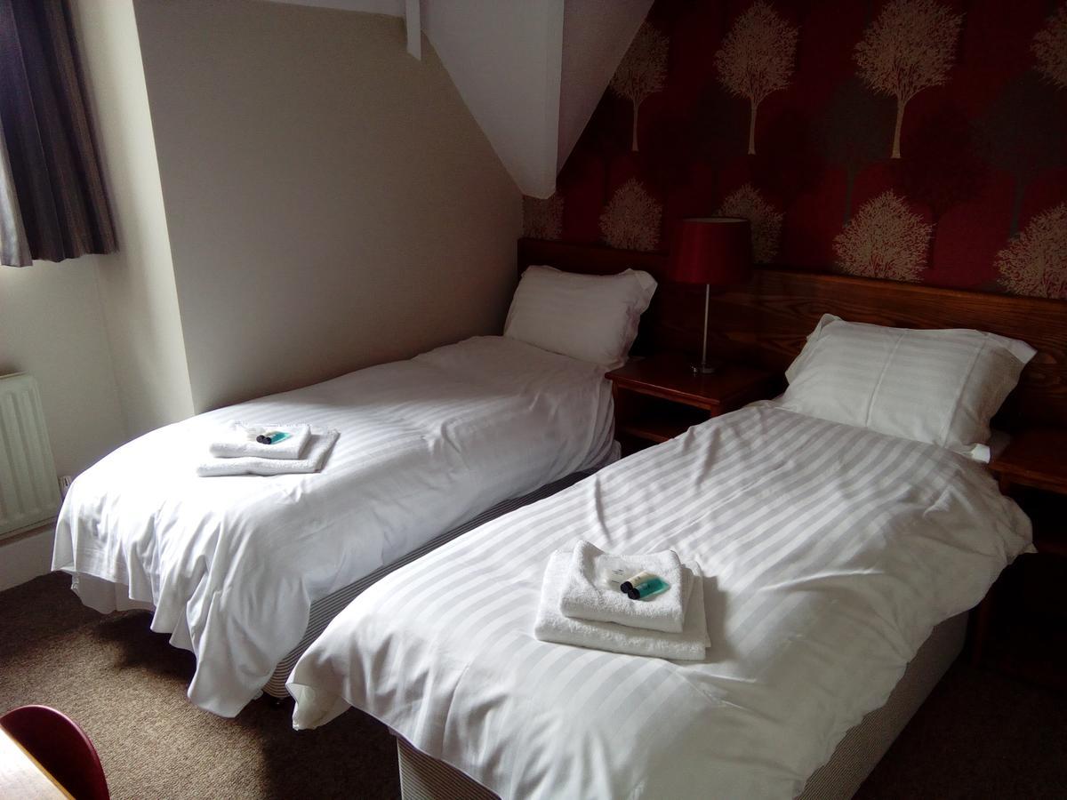 The Bulls Head Otel Milnthorpe Dış mekan fotoğraf